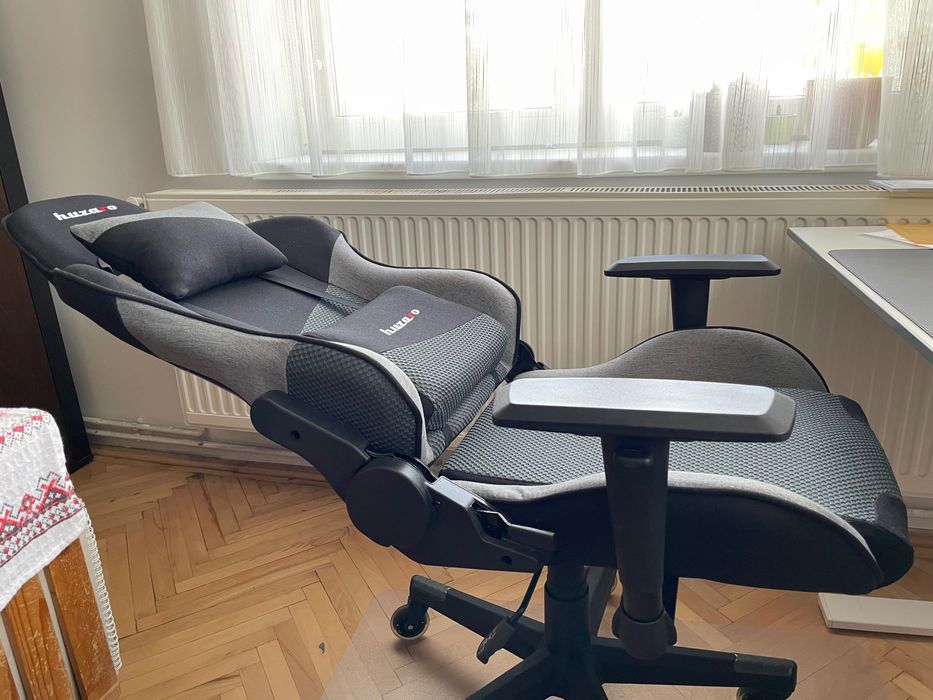 Scaun Gaming Huzaro Force 6.2 - stare impecabilă