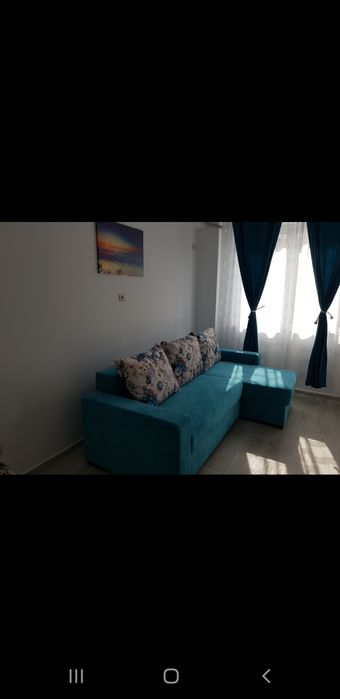 Închiriez apartament