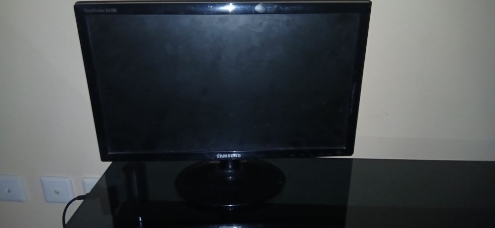 Монитор samsung и компьютер