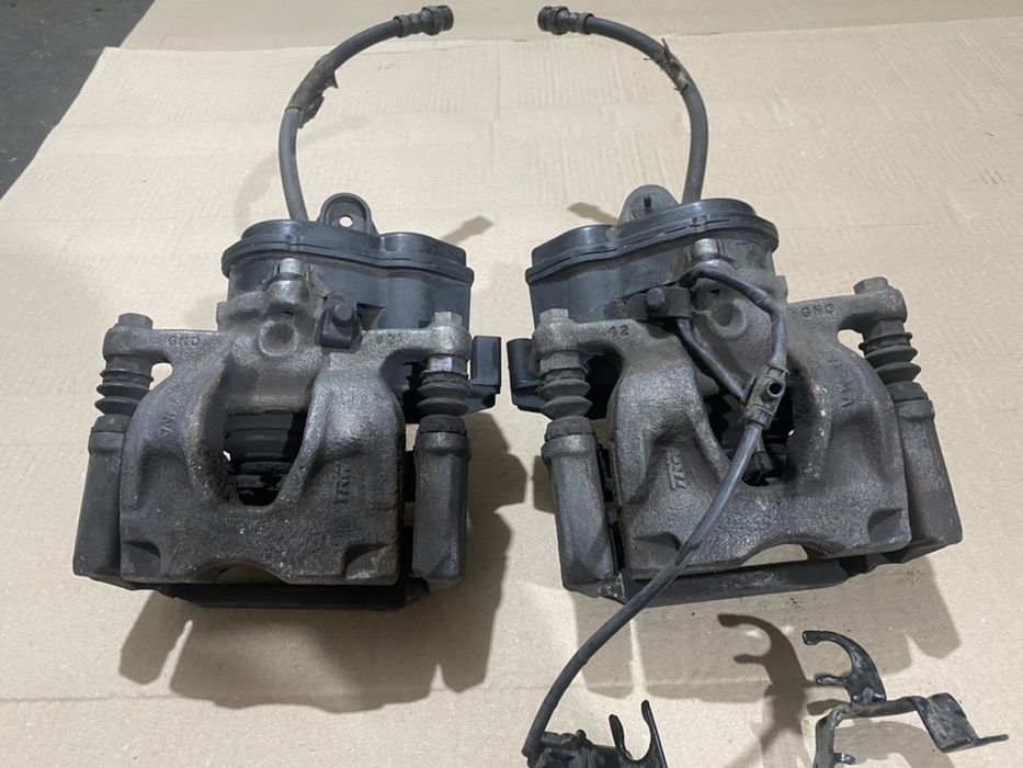 Etrier spate stanga / dreapta Audi A4 B9 / A5 F5 2016-2020