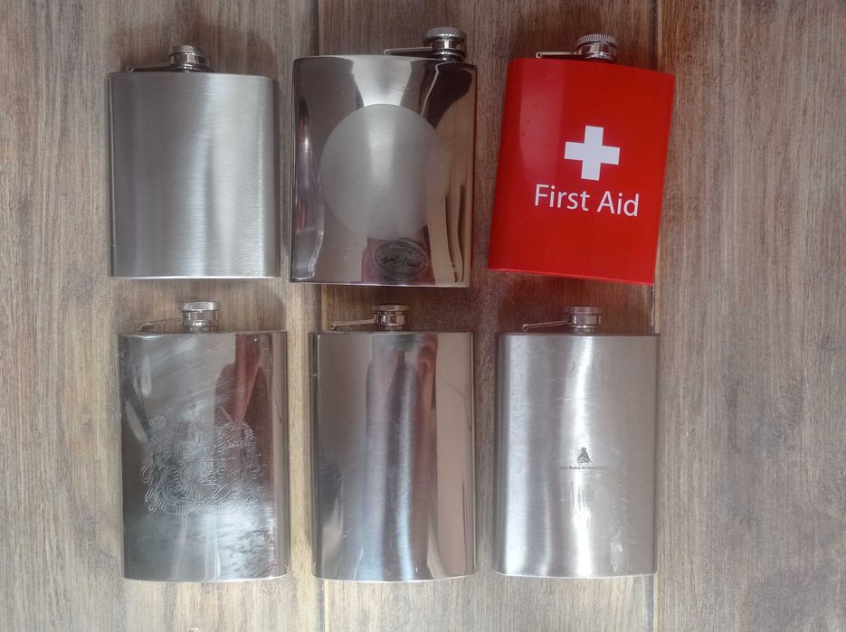 Колекция Джобна Бутилка, Манерка за алкохол