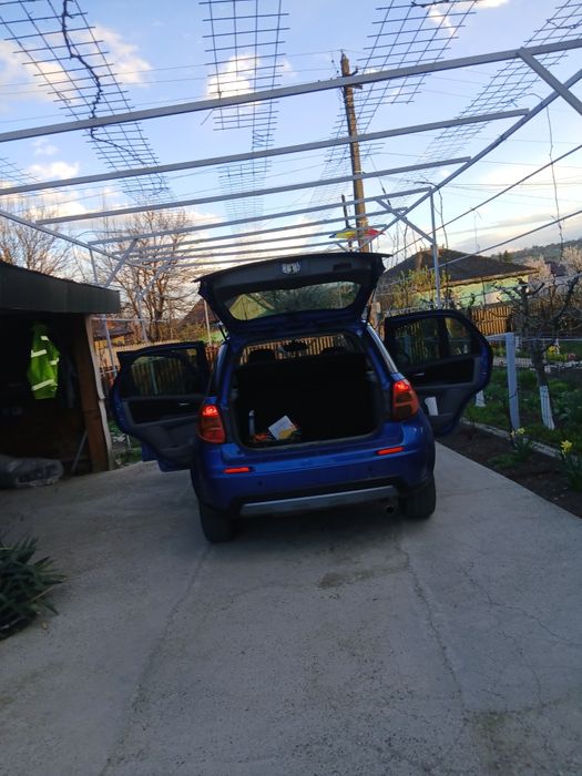 Vând Suzuki sx4 2011