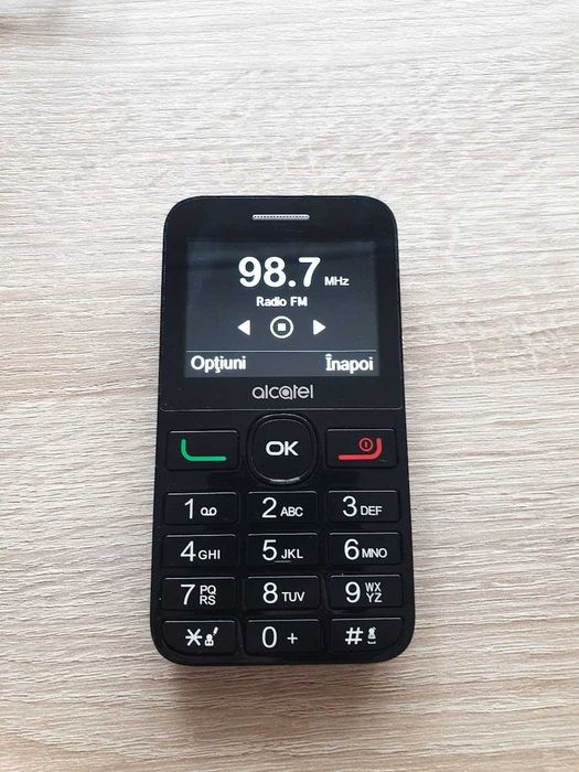 Telefon Alcatel 2008G pentru seniori batrani