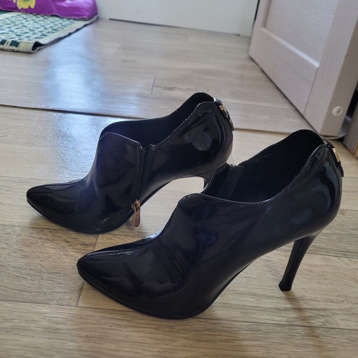 Женские ботильоны VERO CUOIO