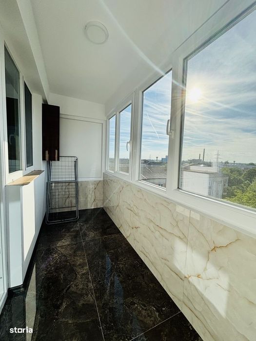 Apartament cu 3 camere, decomandat, Rogerius