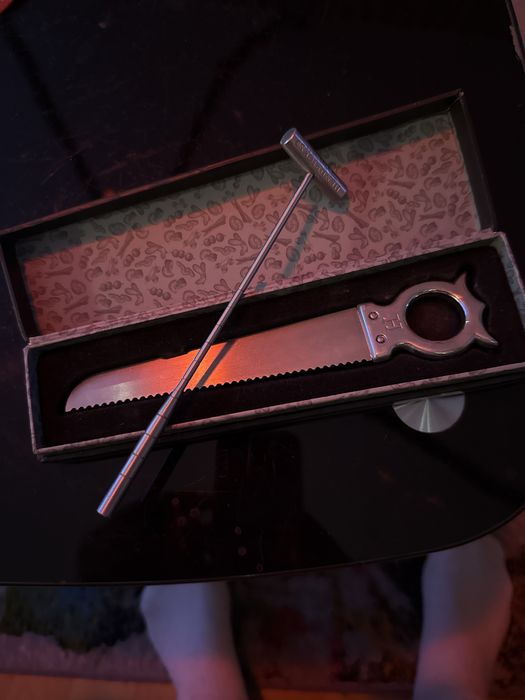 Оригинален Hendrick’s Gin лимитиран комплект – cucumber saw + corer