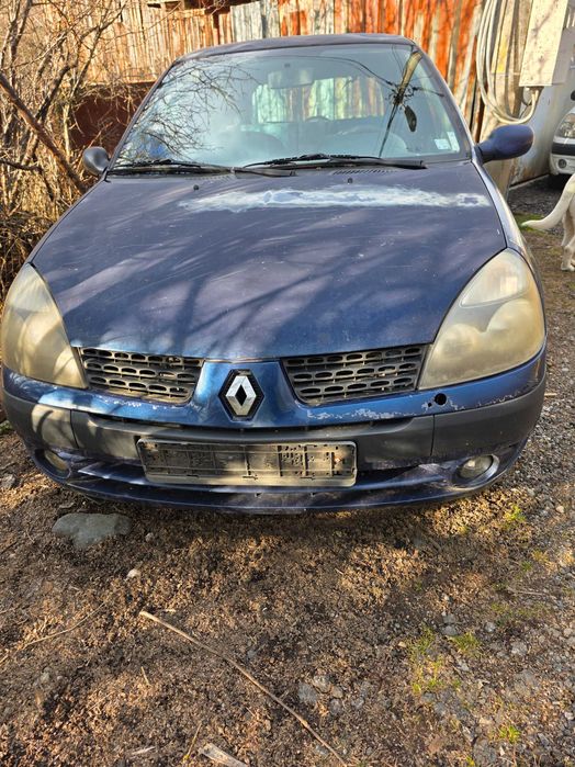 Продава РЕНО за части