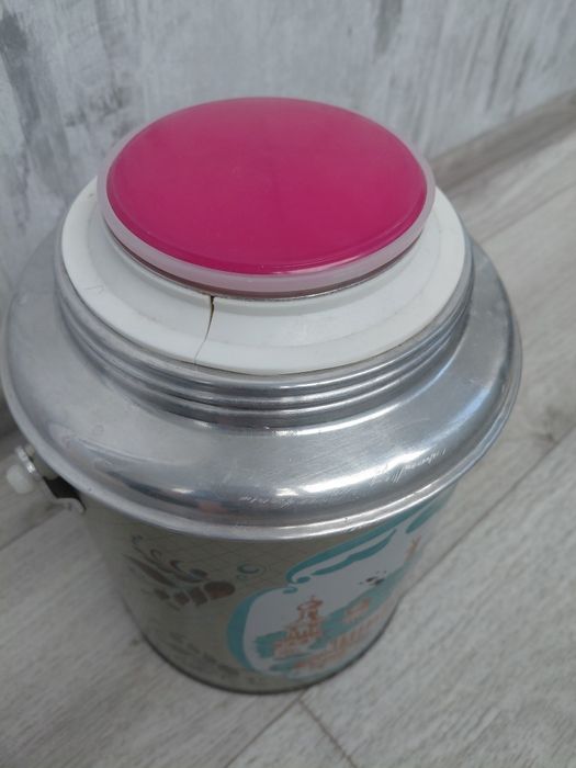 Продам термос.Советского производства.