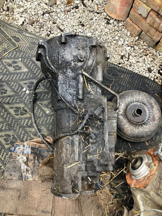 Автоматична скоростна кутия и раздатка за Мицубиши Паджеро 2 -2,5 дизе