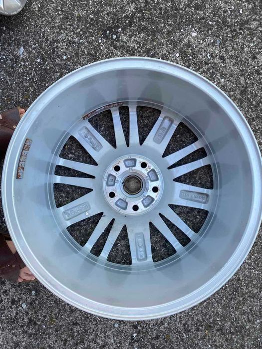 3 бр. Оригинални джанти за Renault Celsium 18" 5x114.3 Megane
