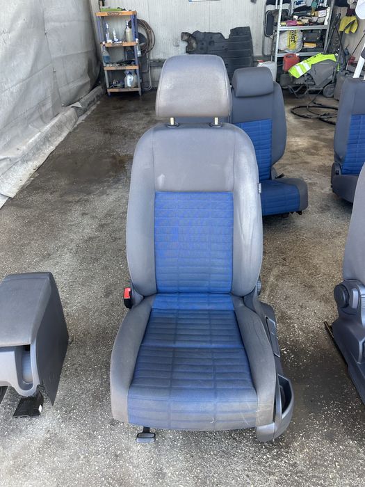 Салон за Фолксваген Голф Плюс комплект!