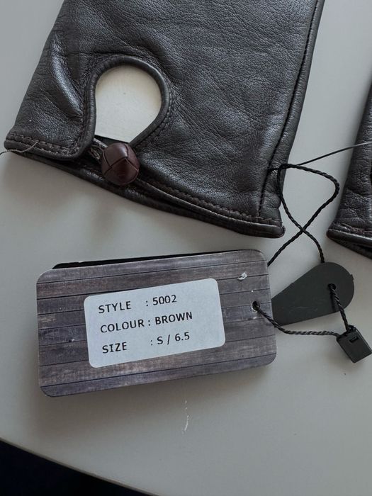 Manusi dama piele noi, diverse modele