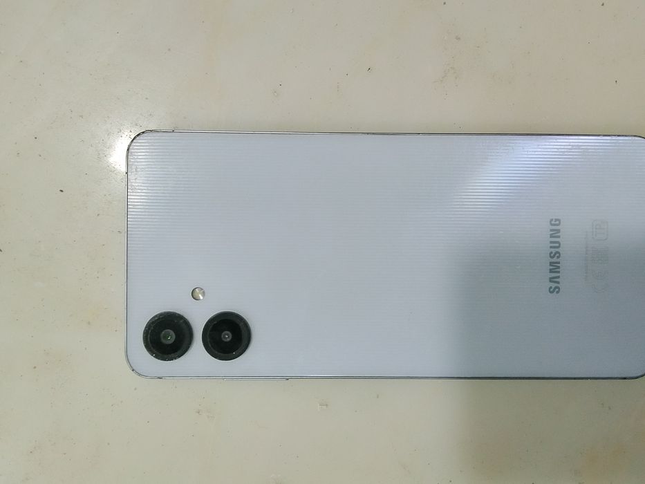 Samsung a06 telefon