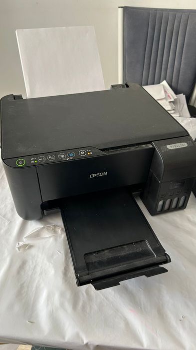 Продам принтер цветной 3/1 м