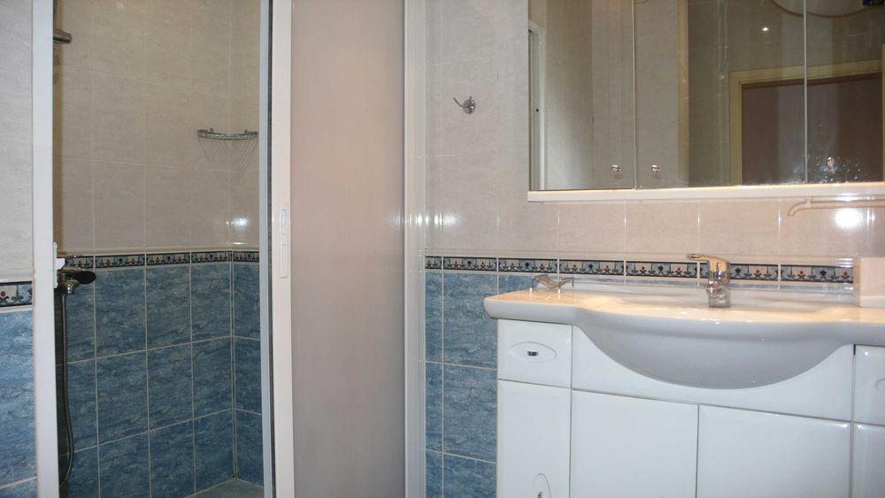 Дава се под наем Тристаен апартамент в София, Зона Б-18 - 119 кв.м за 917.49 € - Снимка #10