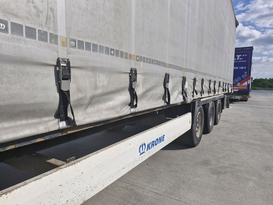 Remorca *Schmitz*Krone