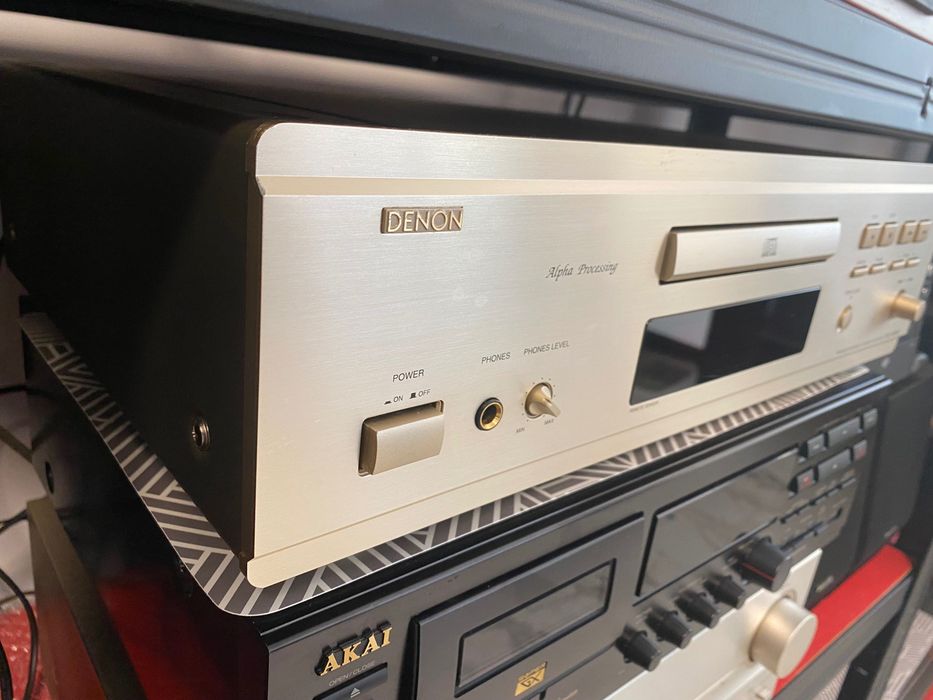 Висок клас CD плеър Denon