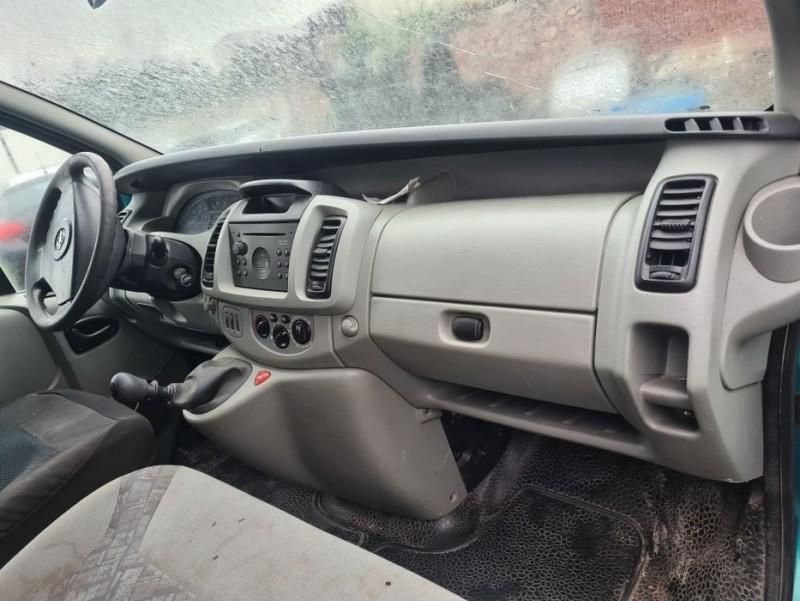 DEZMEMBREZ 1.9 CDTI DCI 101 cp Opel Vivaro