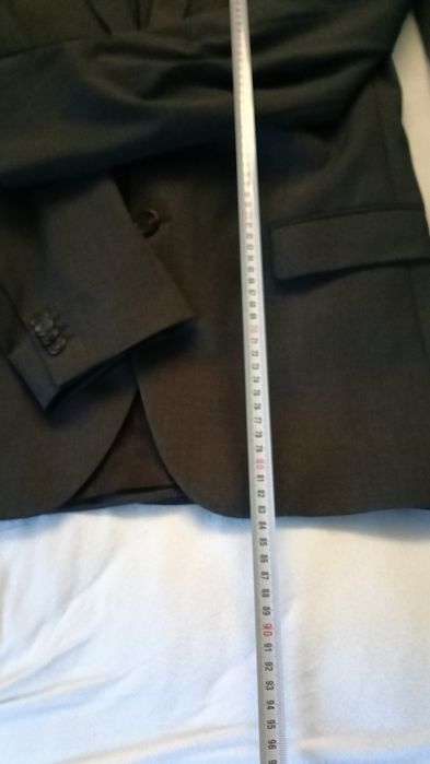 Мъжки костюм HUGO, 48 размер
