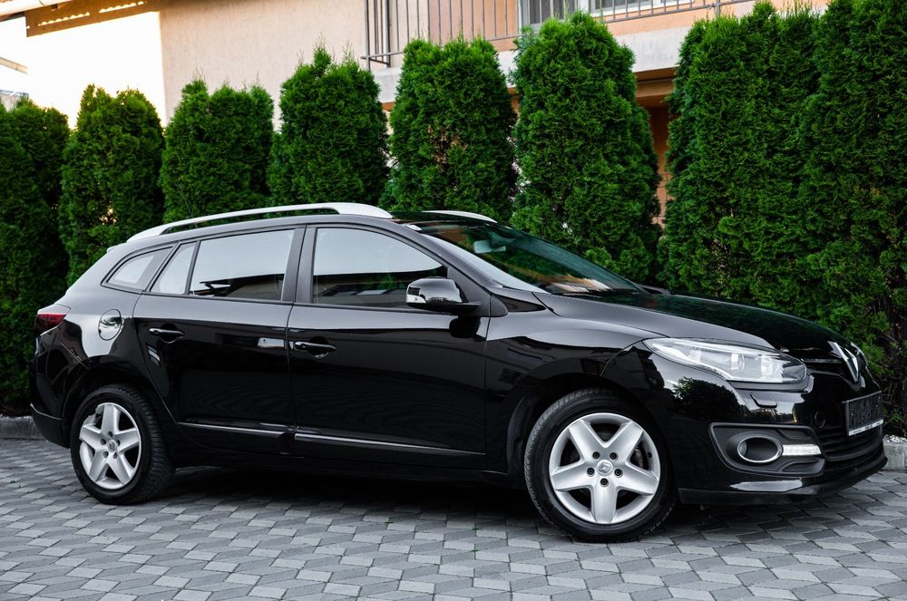 Renault Megane Limited~Navigație~Încălzire scaune~Xenon~Euro ~ 144434 km Reali