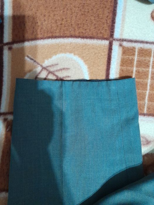 Брюки мужские отдам даром