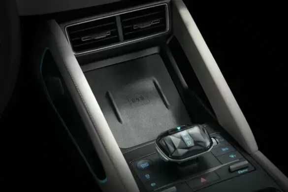 BYD Yuan Up –smart drive! 401 km yuradi!