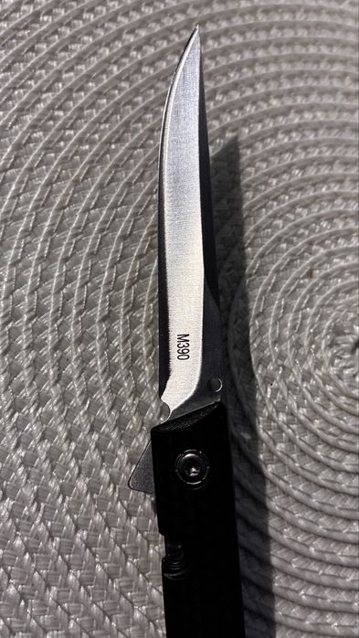 Cutit / Briceag.     M 390