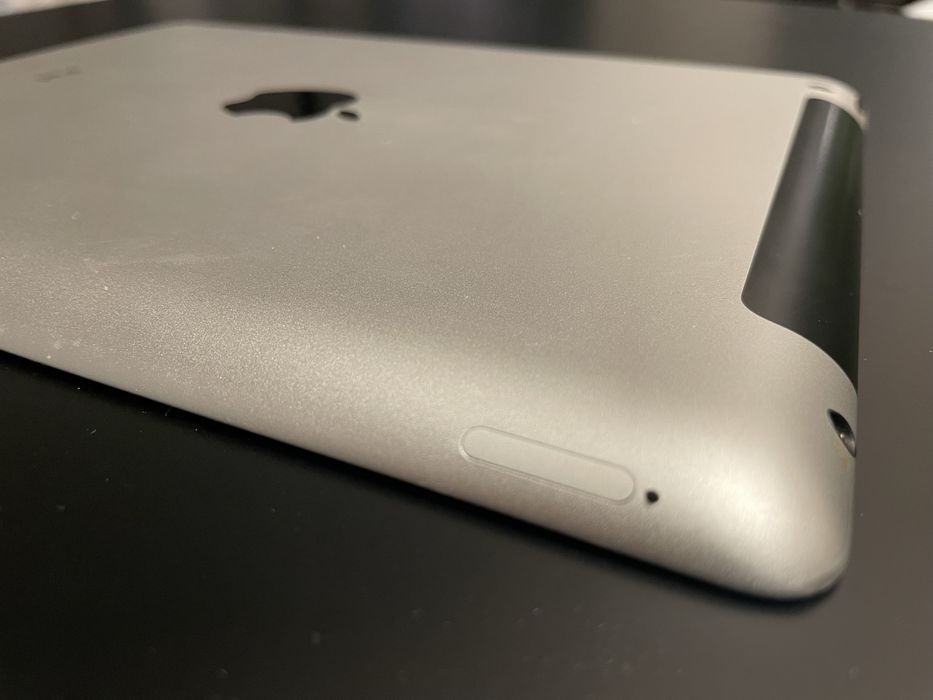 Рабочий Планшет Айпад Apple iPad 3 MD369RS/A WI-FI 4G 12GB