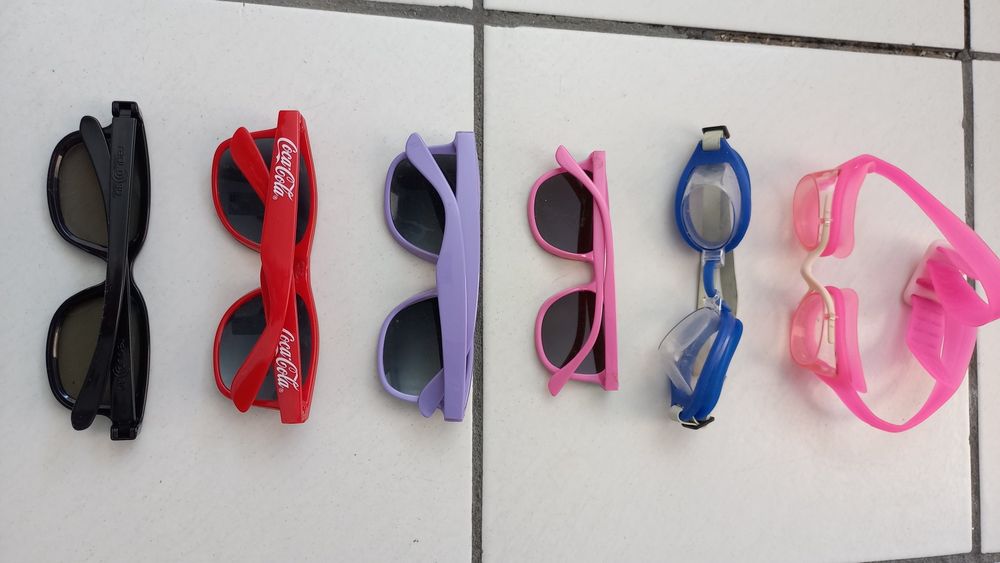 Продавам принадлежности за плажа.