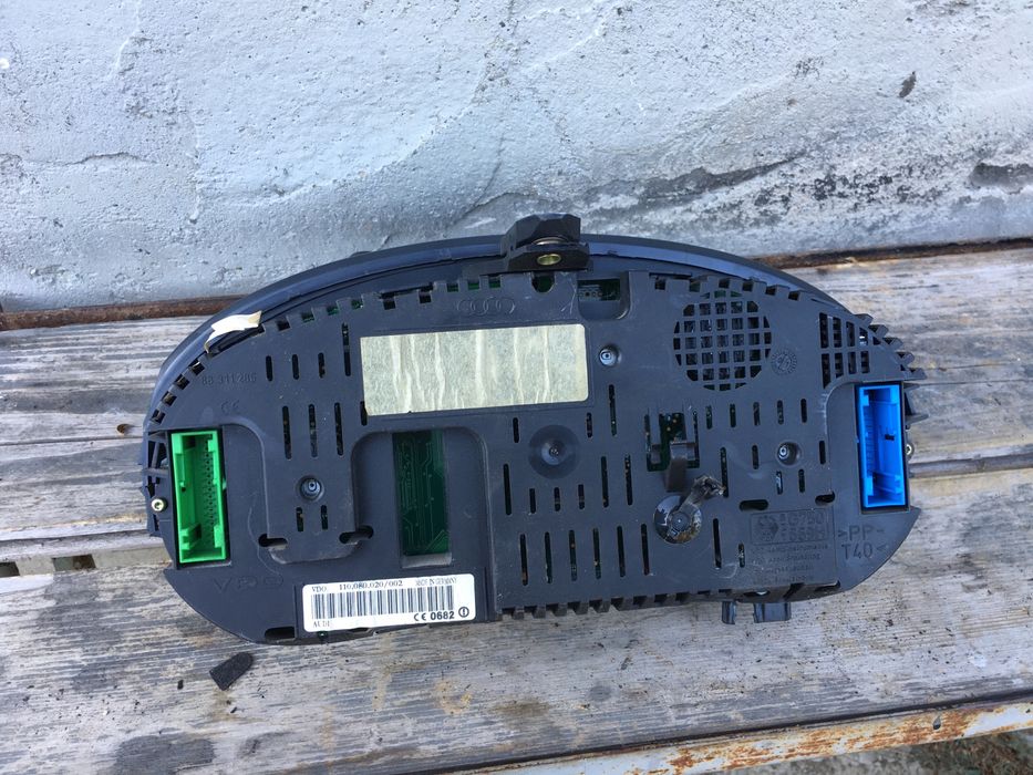 Ceas Ceasuri Bord Audi A2 1.4 1.6 Benzina EUROPA