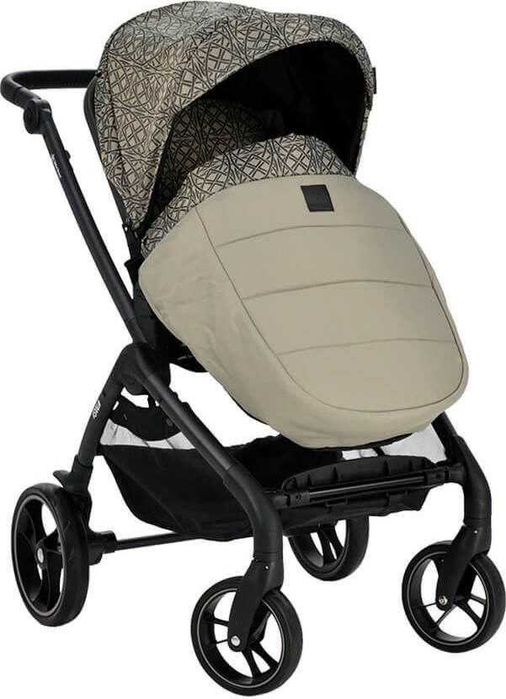 Комбинирана бебешка количка 3 в1