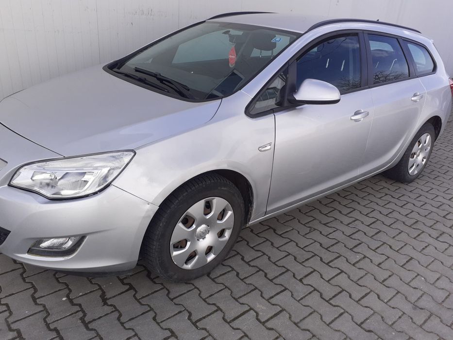 Schimb Opel Astra J