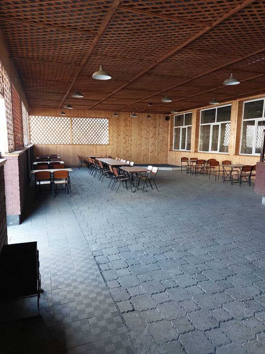 Продается просторное, полностью оборудованное кафе