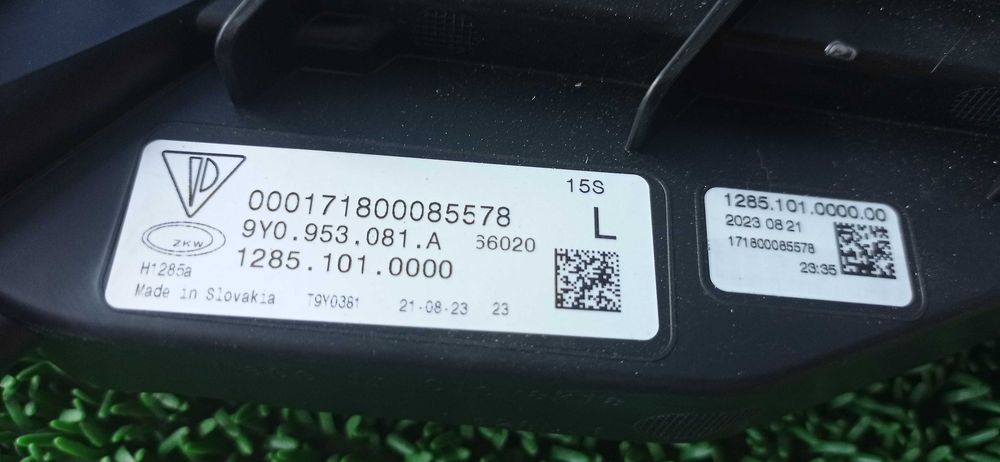 semnalizare porsche cayenne 9y0  9y3