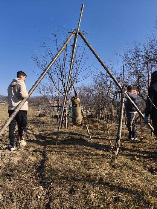 Foraje puțuri denisipari prelungiri piloni de susținere