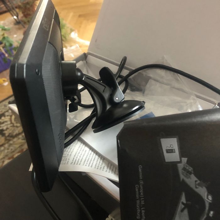 Навигация Garmin7 Dezl LGV 720