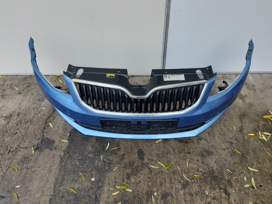 Bara spate skoda octavia 3  5E5807421