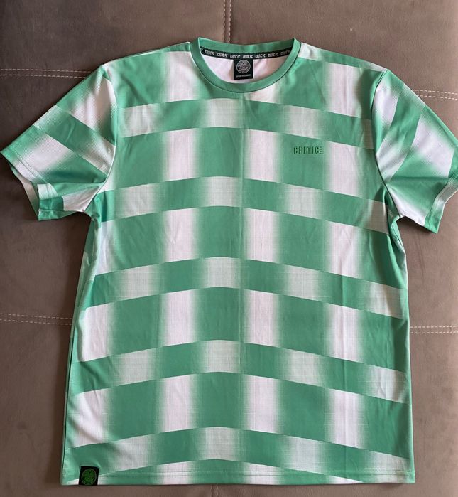 Тениска на футболен клуб Селтик