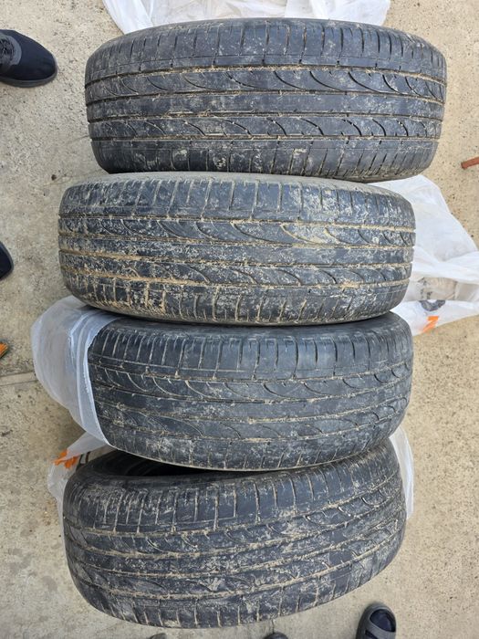 Anvelope vara Bridgestone 215/65 R16 98H