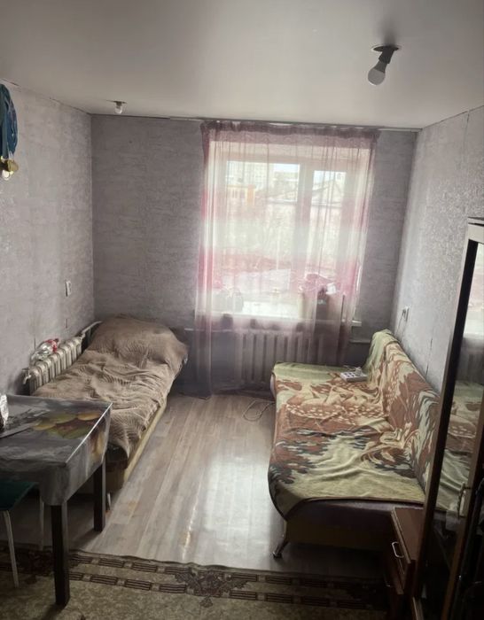 Продам комнату в секционном общежитии