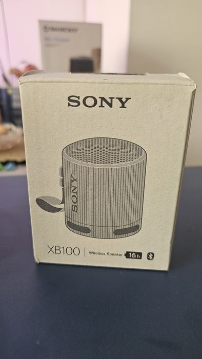 Преносима bluetooth колонка Sony srs xb100
