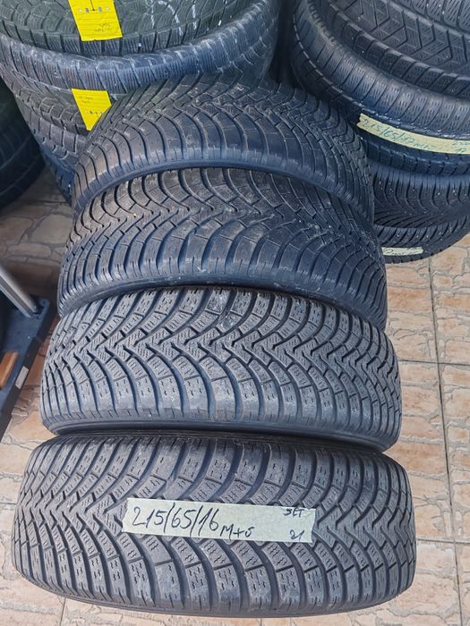 Vând cauciucuri 215/65/16 de M+S fost 2021 buc //Falken//