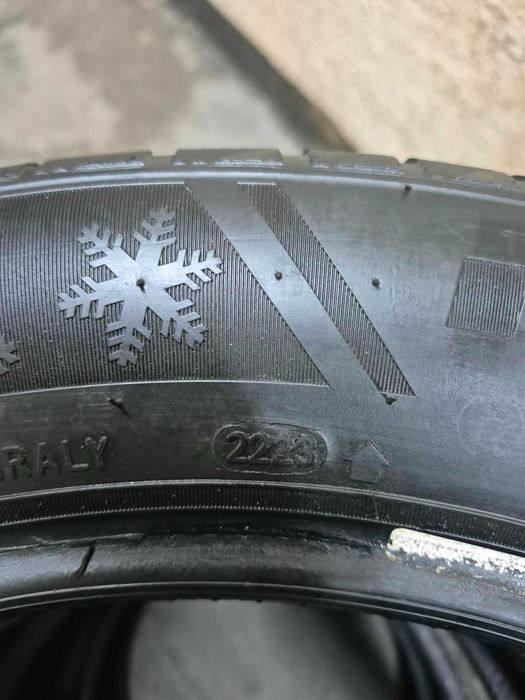 215/55R17 Sailun