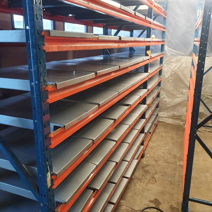 Rafturi metalice profesionale