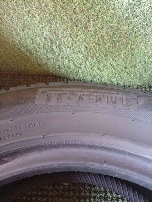 225 55 16 Continental și Pirelli