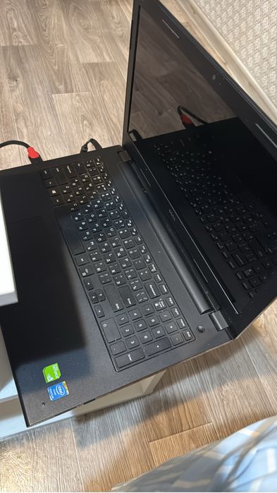 Ноутбук Dell ,Lenova