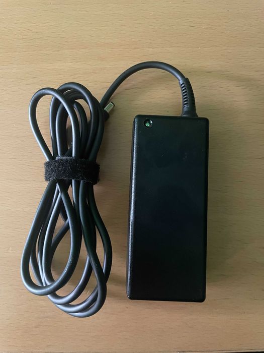 Dell - 65W AC Adapter - Тънка 4.5 мм Букса - Oригинално зарядно лаптоп