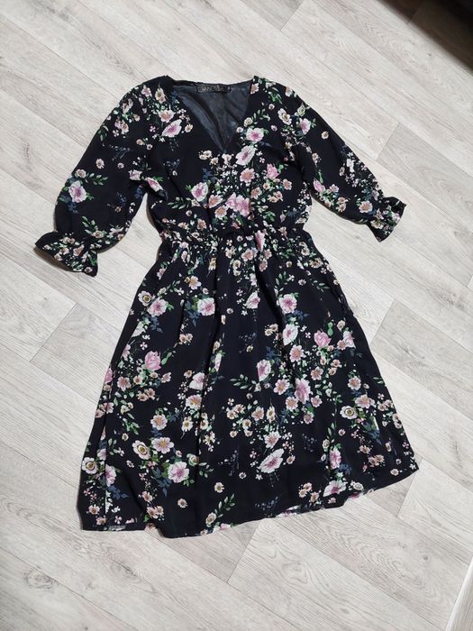 Продам женское платье