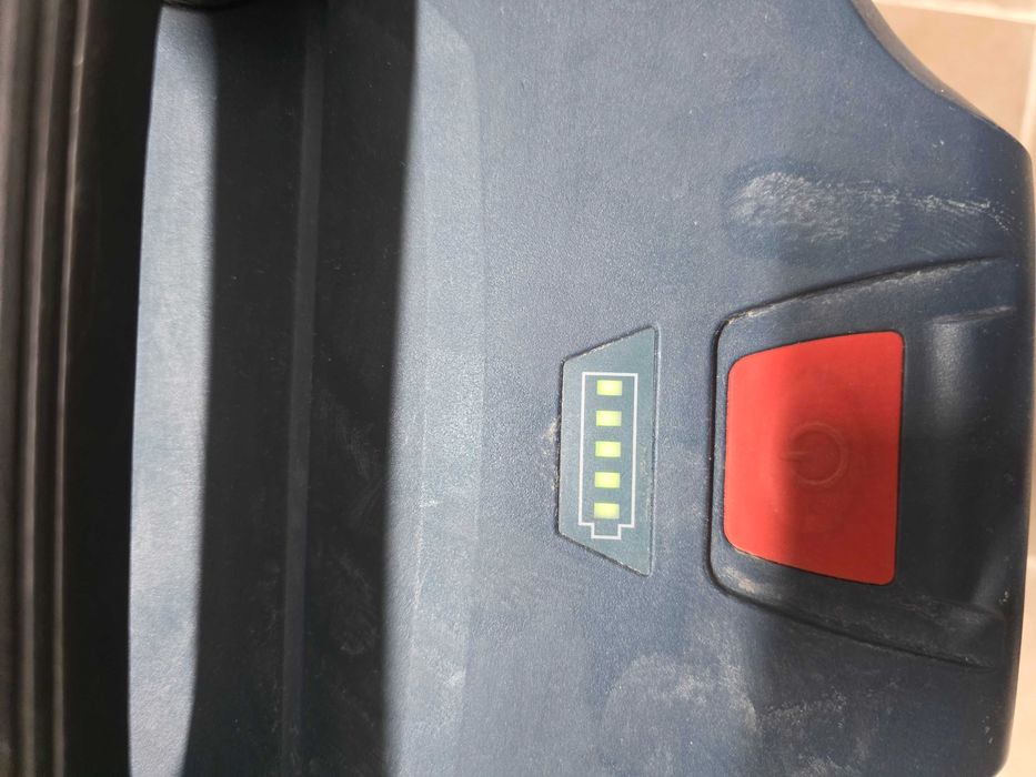 Aspirator cu acumulator Bosch Profesional GAS 18V-10 L