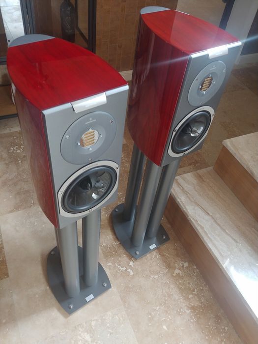 Boxe Audiovector r1 arrete+standuri//schimb